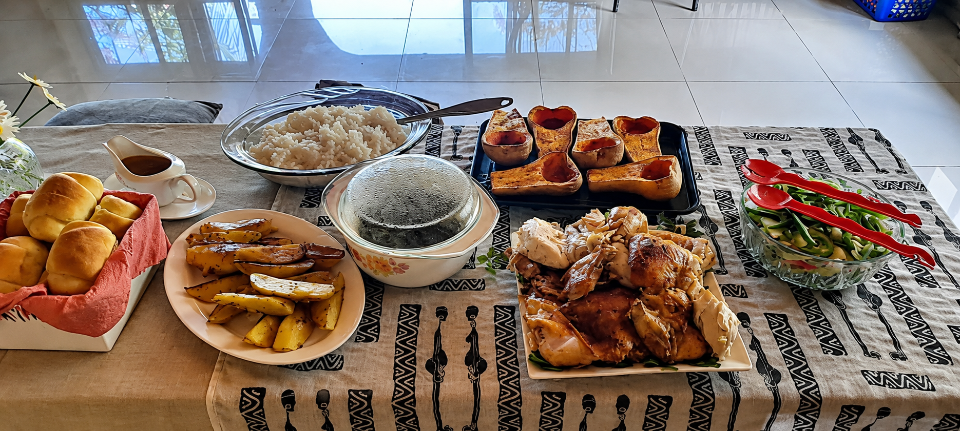 Roasted chicken meal with rice, vegetables and salad